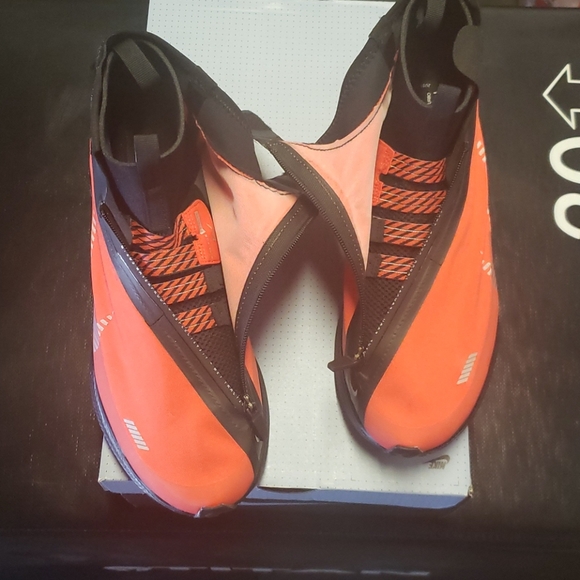 NWT NIKE ZOOM PEGASUS TURBO SHIELD WP BQ1896-600 - Picture 7 of 12